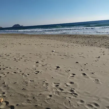 Castore Bilocale Nuovo A Due Passi Dal Mare 알라시오